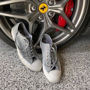 Men’s Converse Low Tops Size 12